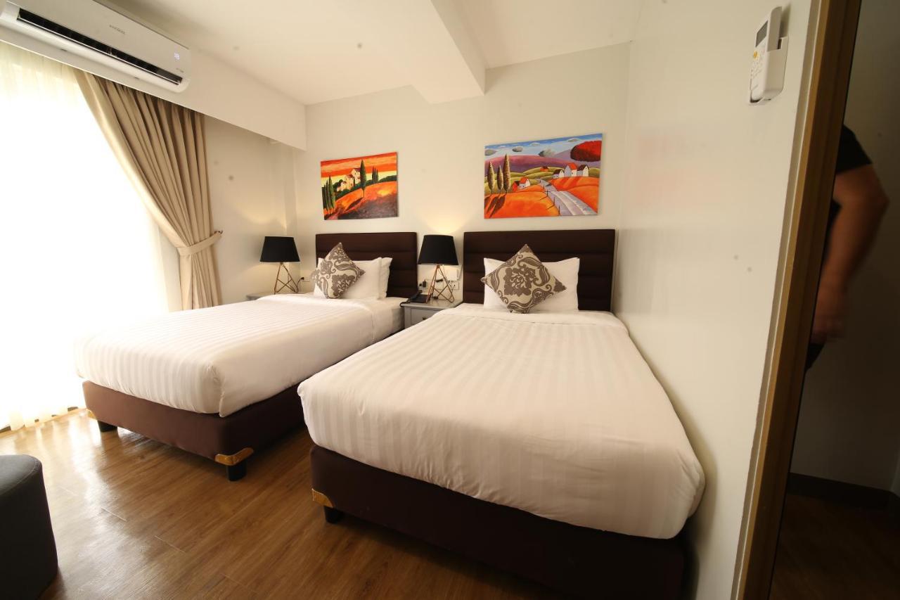 Via Appia Tagaytay Hotel Tagaytay City Kültér fotó