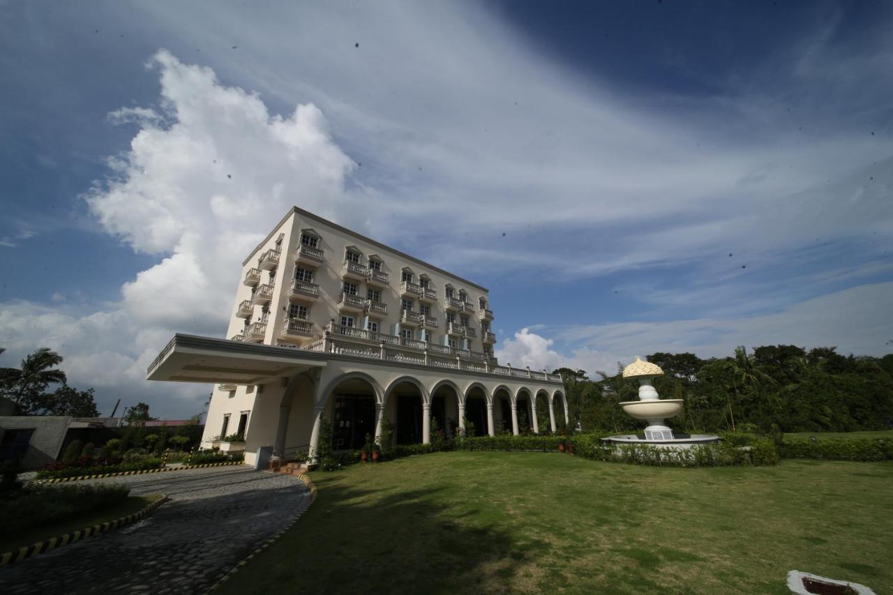 Via Appia Tagaytay Hotel Tagaytay City Kültér fotó